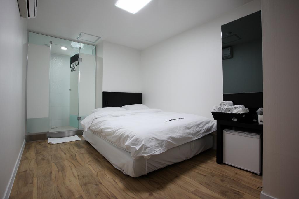 Ekonomy Hotel Dongdaemun سيول المظهر الخارجي الصورة