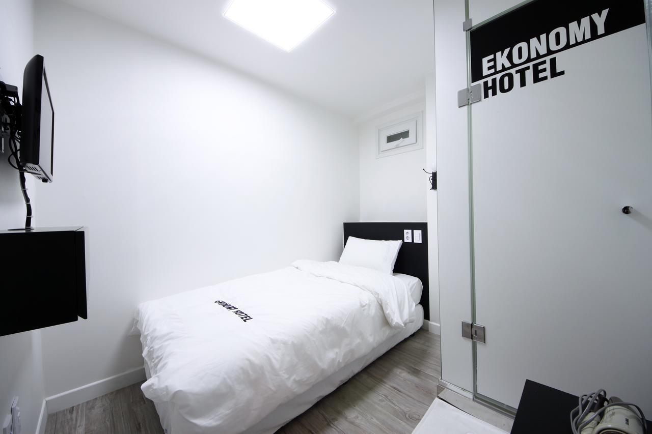 Ekonomy Hotel Dongdaemun سيول الغرفة الصورة