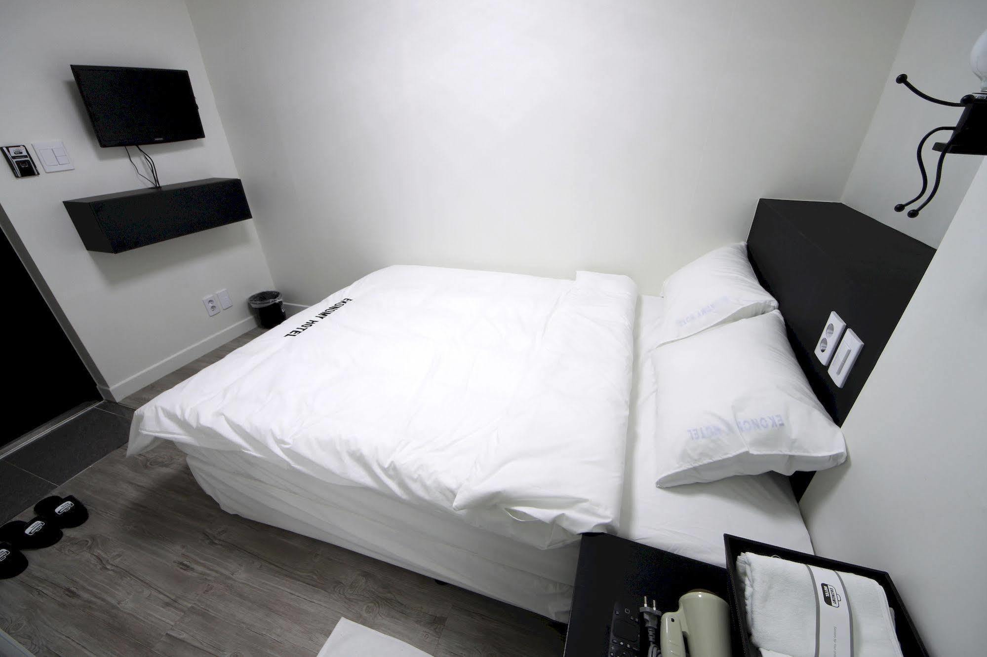 Ekonomy Hotel Dongdaemun سيول المظهر الخارجي الصورة