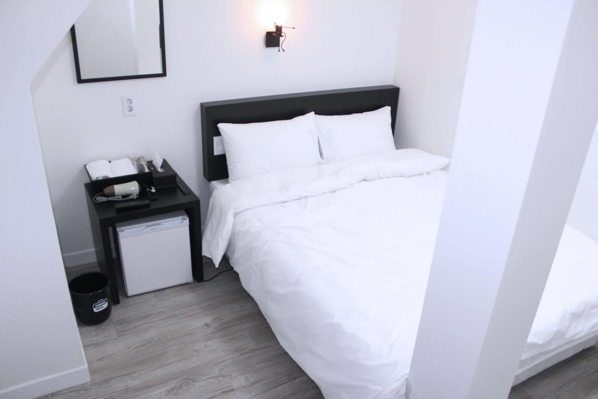 Ekonomy Hotel Dongdaemun سيول المظهر الخارجي الصورة