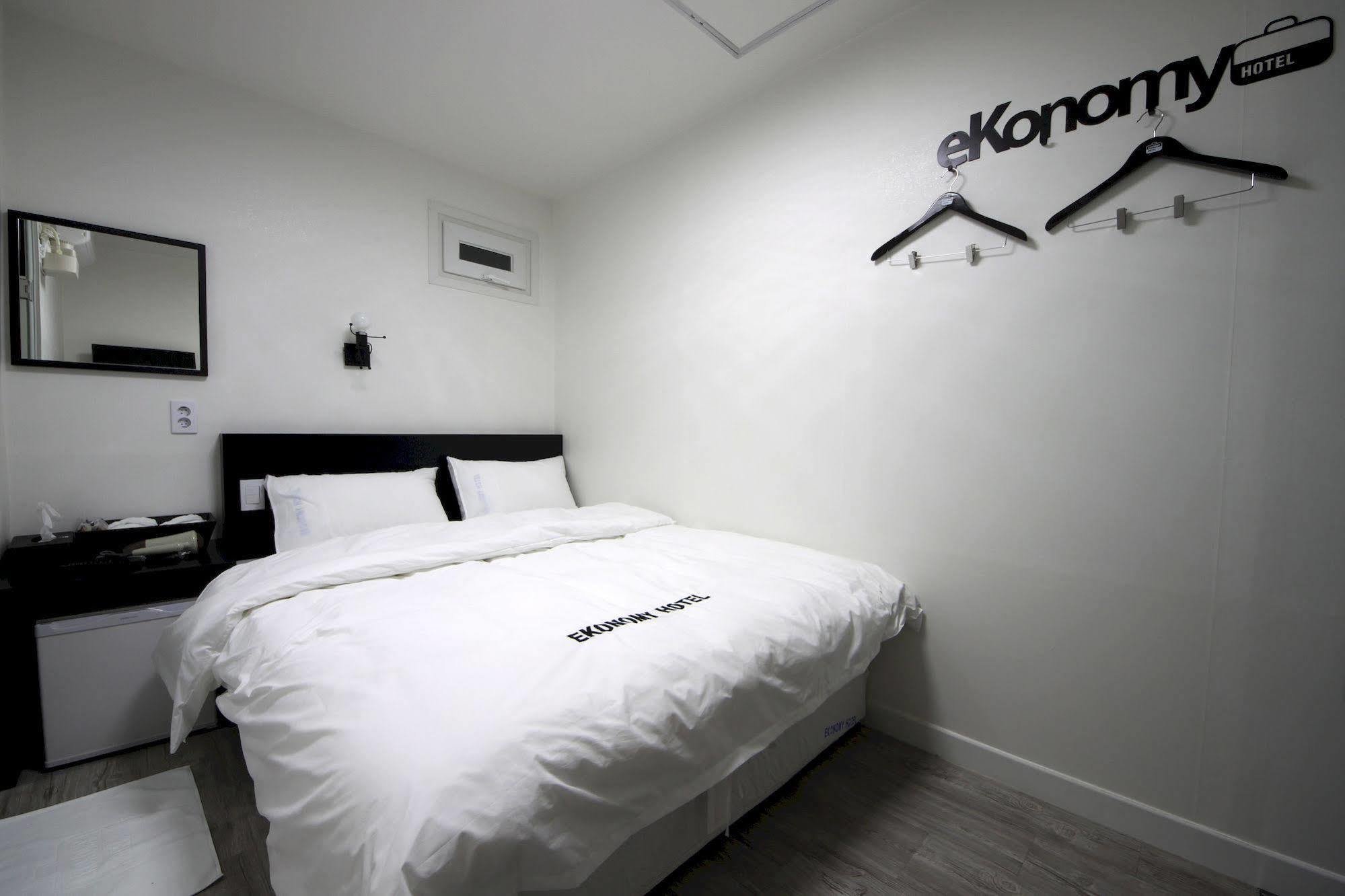 Ekonomy Hotel Dongdaemun سيول المظهر الخارجي الصورة